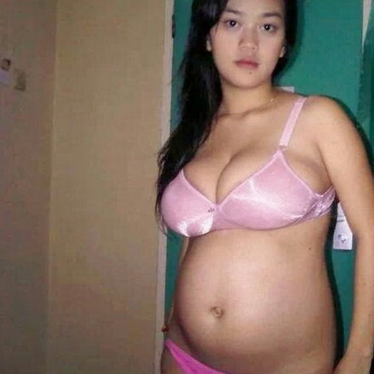 Hamil ABG Tlanjang