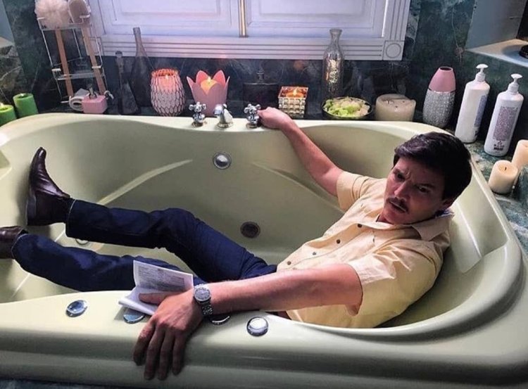 Pedro Pascal Hot