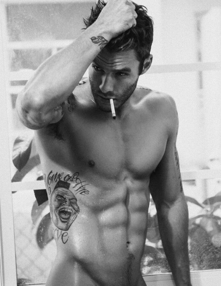 Beautiful half -naked men