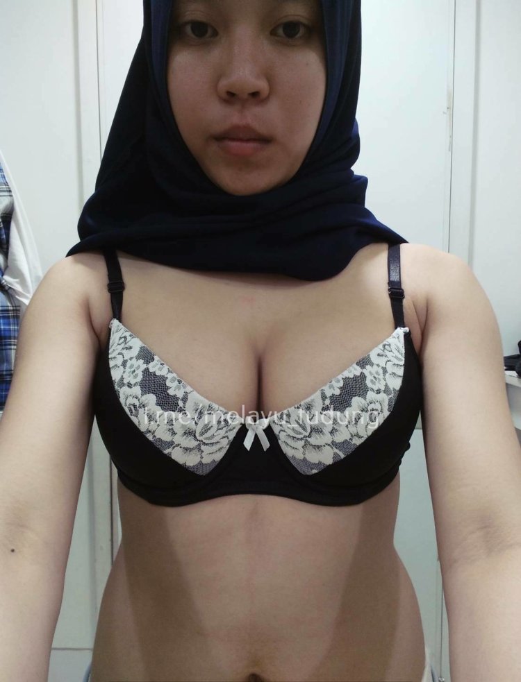 Indonesia hijab boobs naked