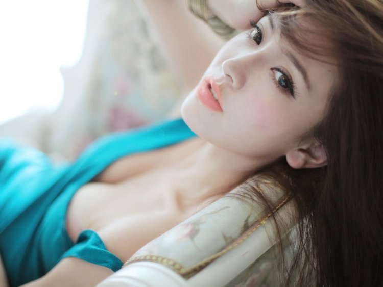 Zhao Zhao and actress xxx