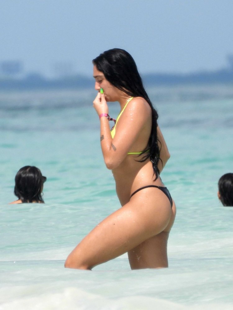 Lourdes Leon on the beach