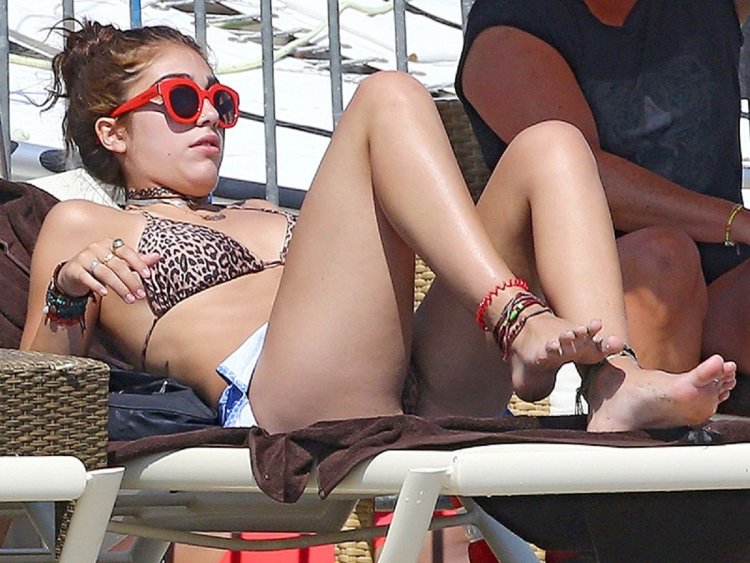 Lourdes Leon Feet