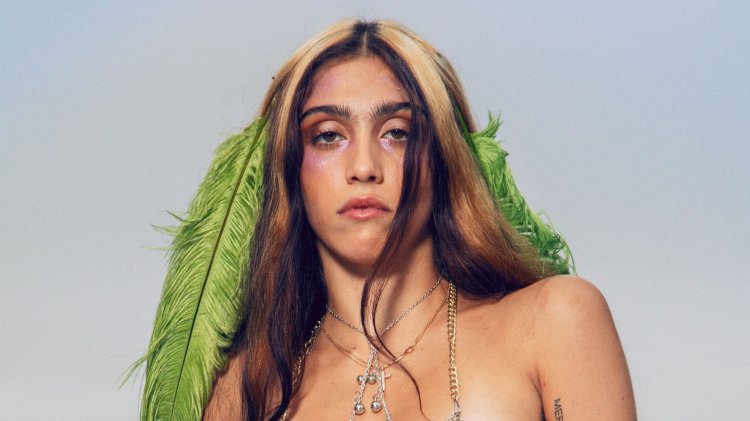 Daughter of Madonna Lourdes naked