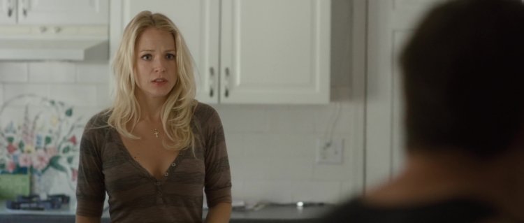 Amanda Clayton is hot