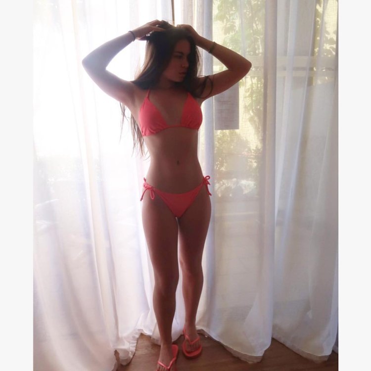 Lauren Alexis - Model