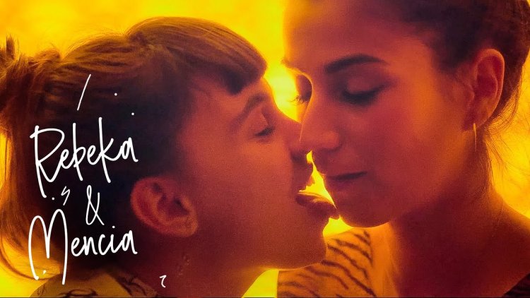 Elite series Kiss Rebeca