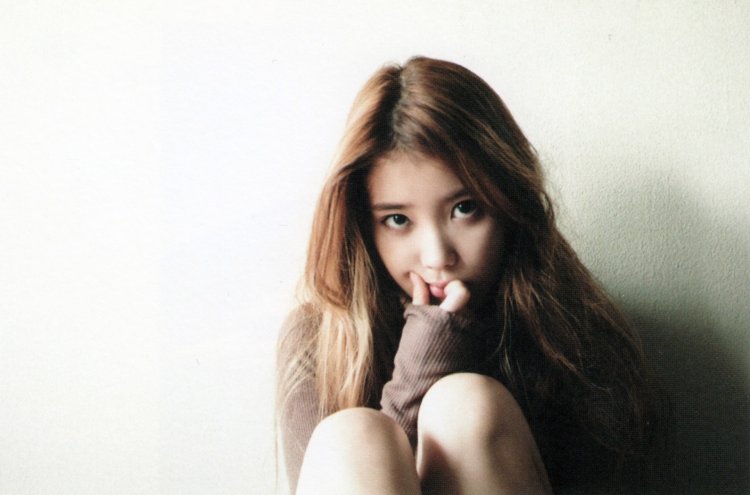 IU with long hair