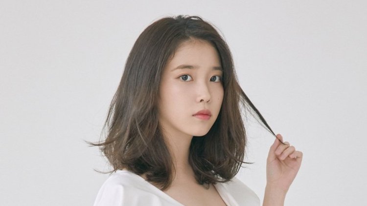Lee chi yun IU