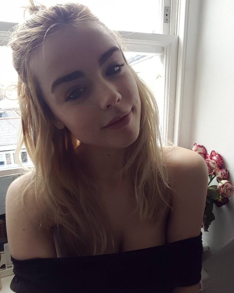 Daniel Sharp in underwear