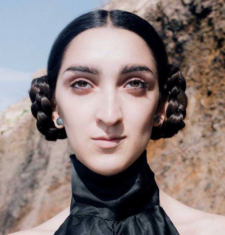 Model Gucci Armenian Armina Harutyunyan