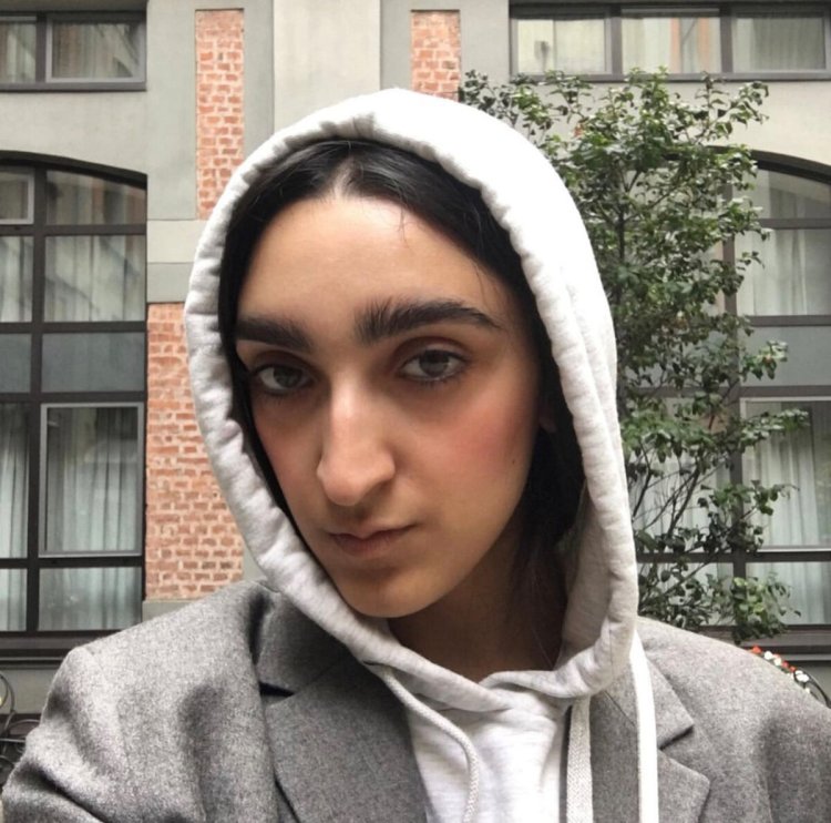 Armenian model Gucci Armina