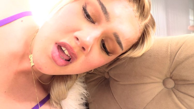 Daisy Taylor Trans before surgery