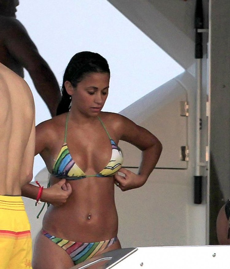 Antonella Rokuzzo in Bikini