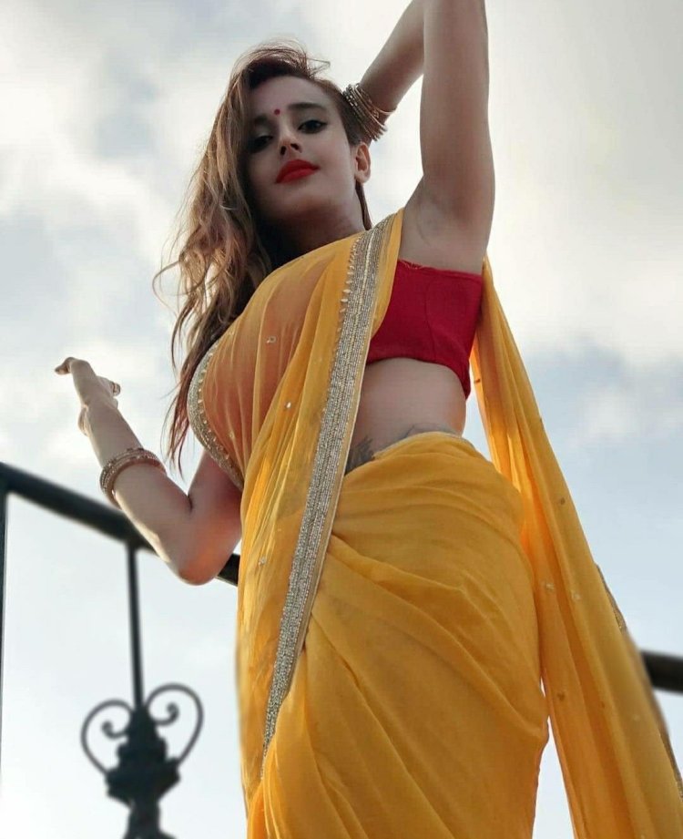 Tamanna Bhatia chest