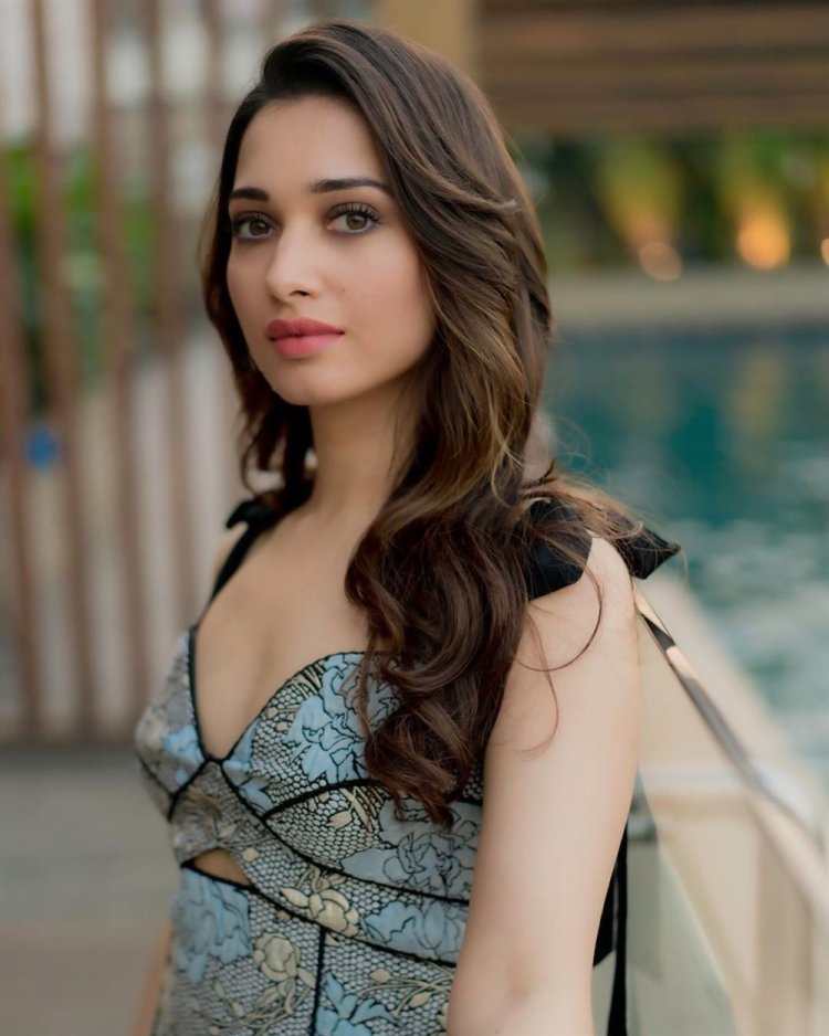 Tamanna Nipple