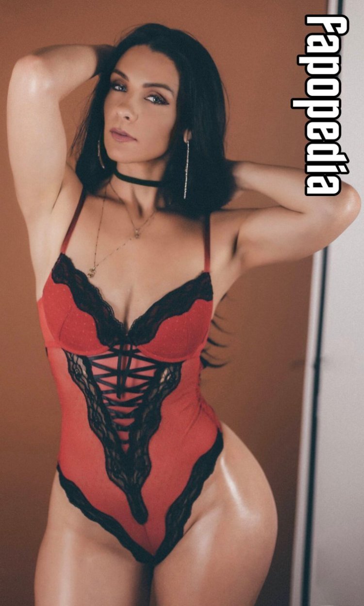 Plus saz Victoria Kassel