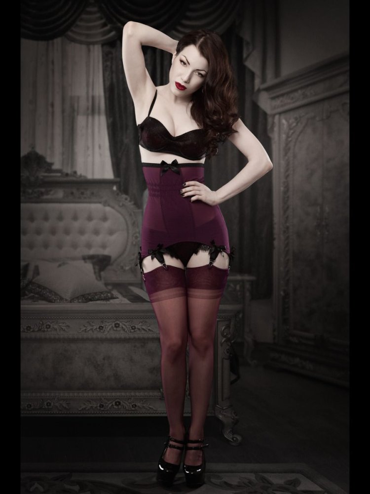 Kiss me Deadly stockings