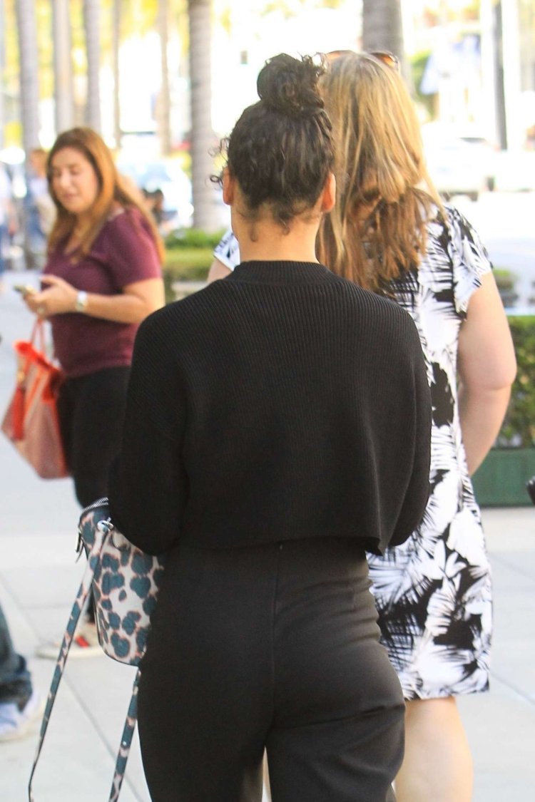 Tessa Thompson buttocks