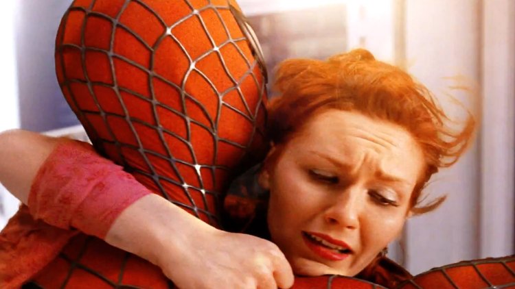 Spider man saves Mary Jane