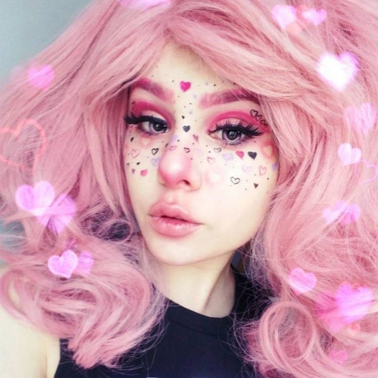 Unusual pink makeup
