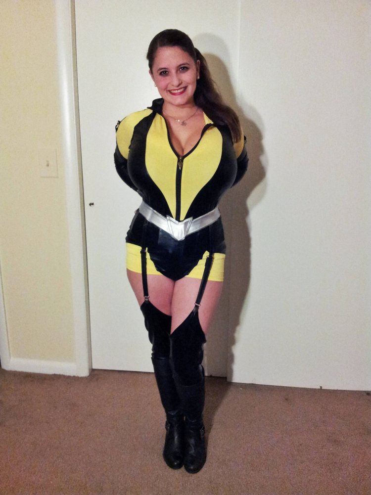 Sundreams90 (Avery Harwood)