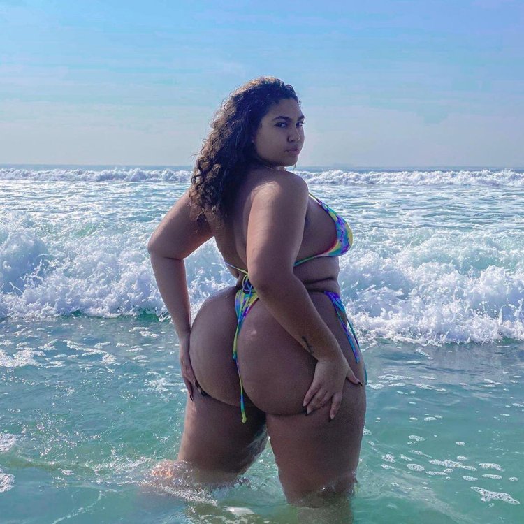 Alexis Danish plus saz