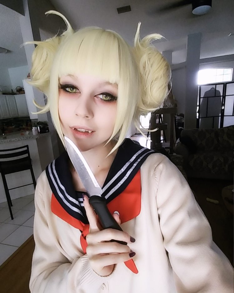 Chemical Toga unsuccessful cosplay