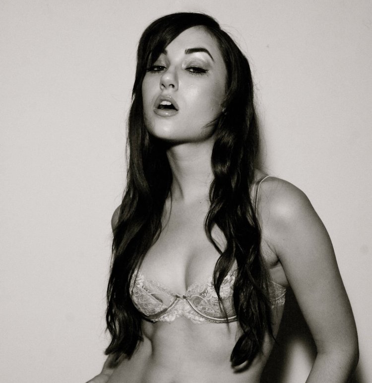 Sasha Gray Marina