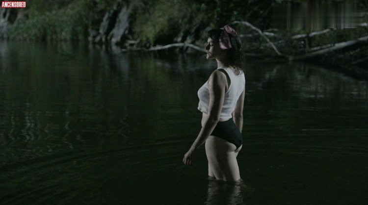 Hannah Mikuts in a swimsuit