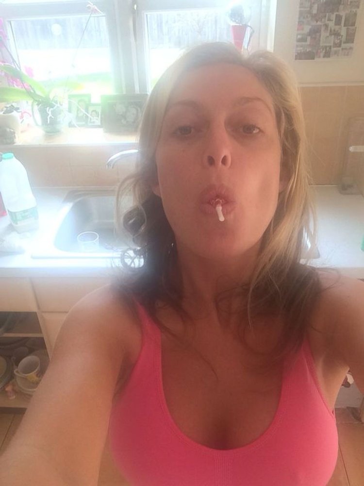 Suzanne collins nackt