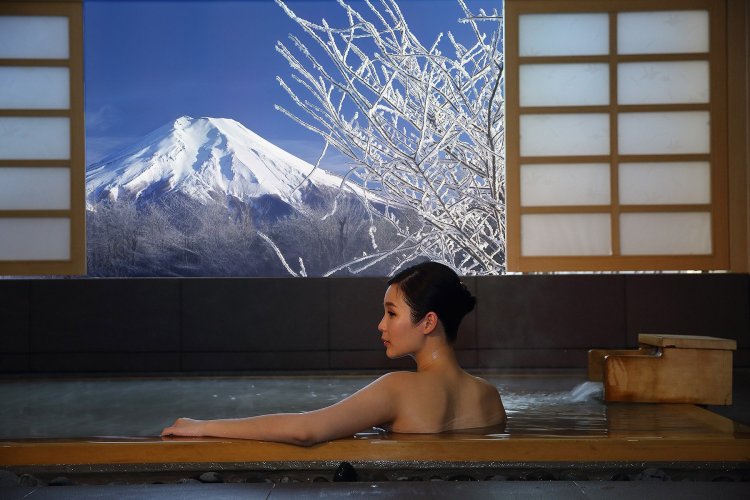 Japan Onsen is a girl