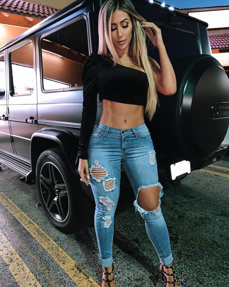 Claudia sampedro is hot