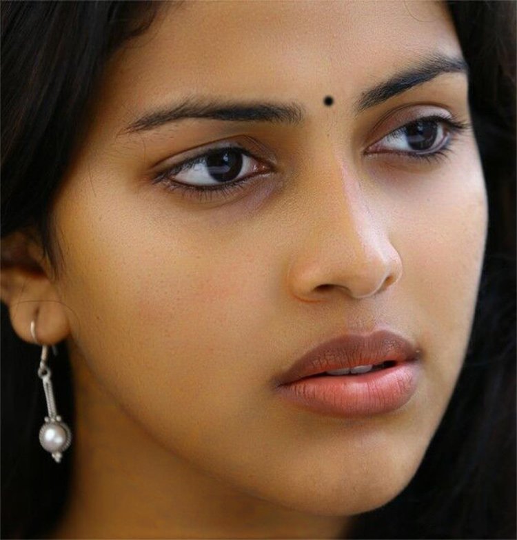 Amala Paul Face Closeup