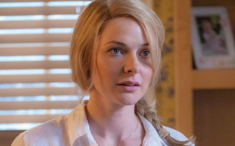 Rebecca Ferguson in the movie Girl on the train