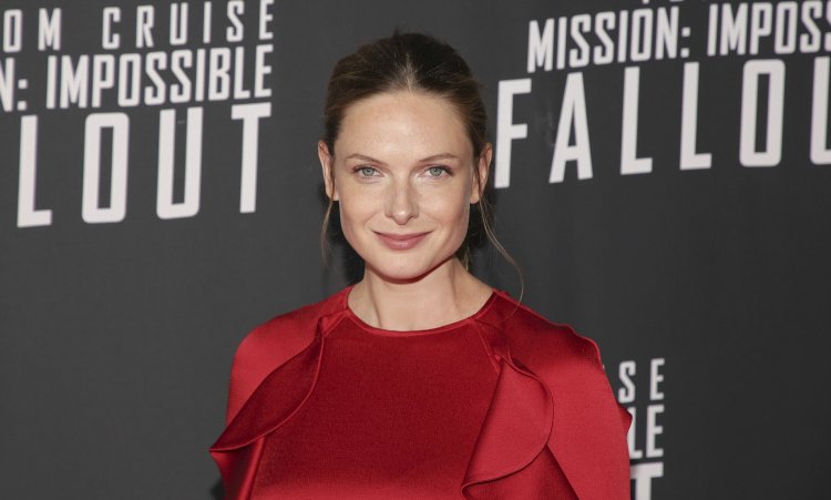 Rebecca Ferguson 2005