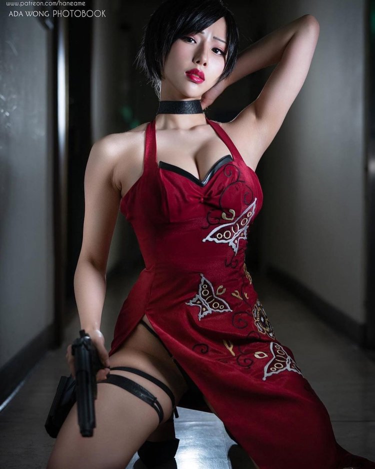 Lera chimera cosplay Ada Wong