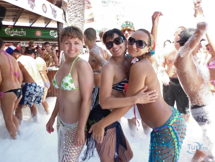 Nissa Beach Wrydown Party