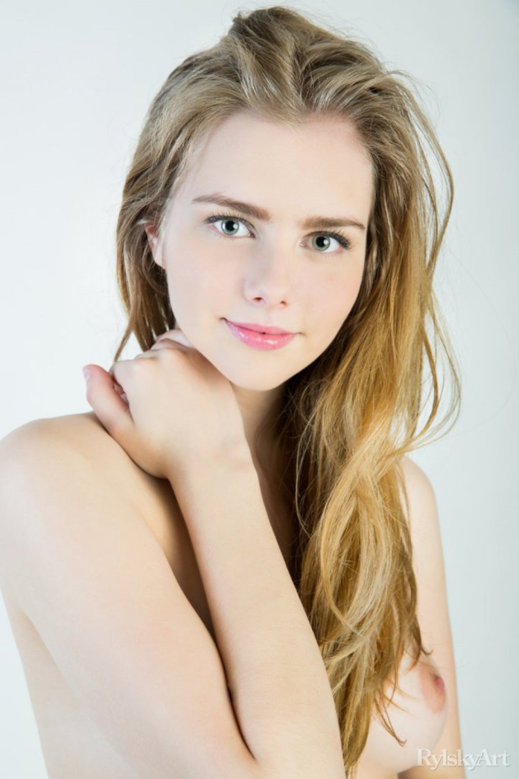 Anna Goncharenko Marit auranti