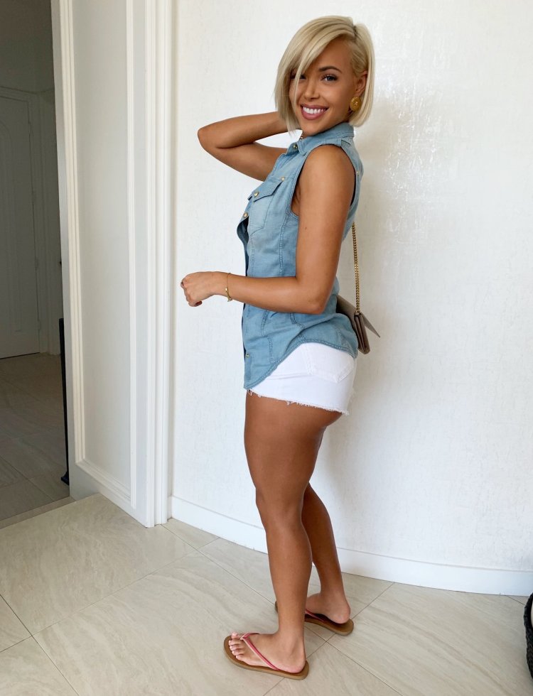 Ashley Martelle legs