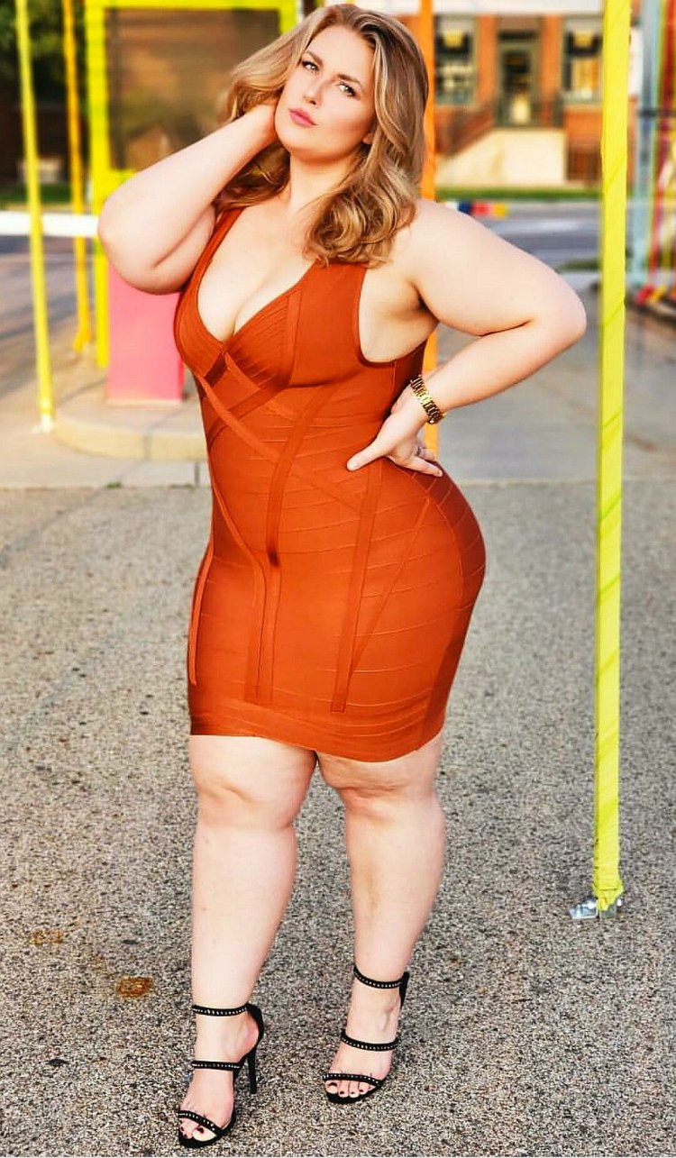 Italian BBV in a swimsuit