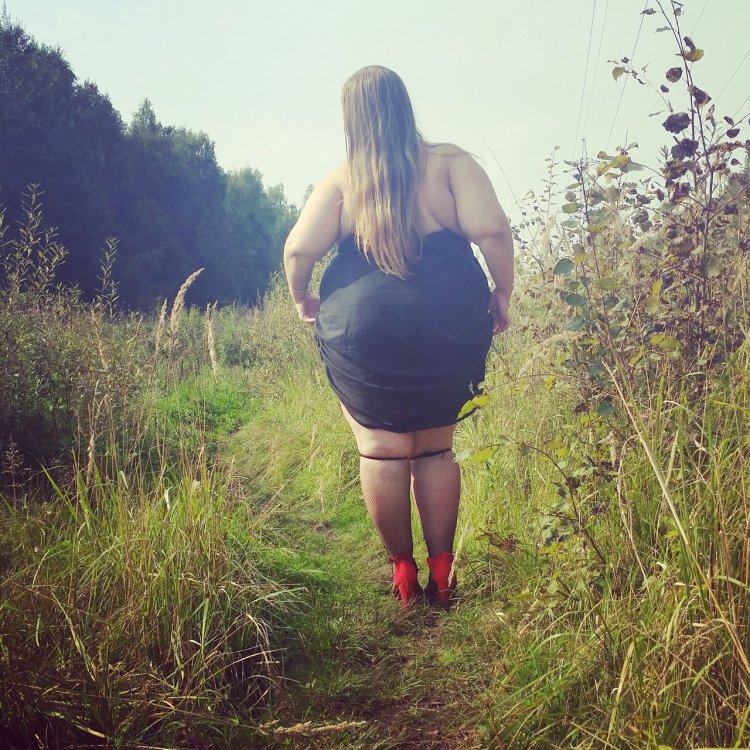 Dana Falsetti plus saz