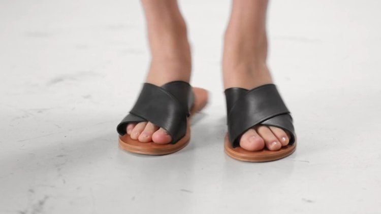 Natasha Liu Bordizzo Slov