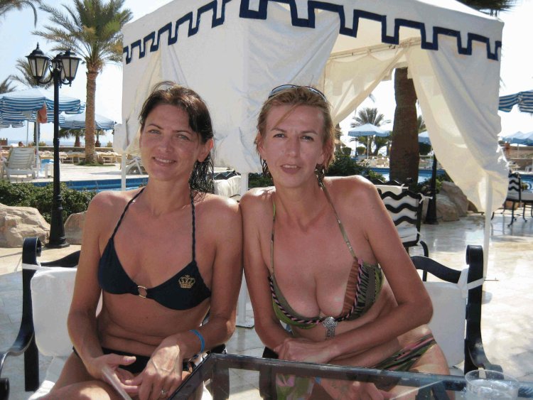 Romanian Big Saggy Tits Teen Public Beach Topless