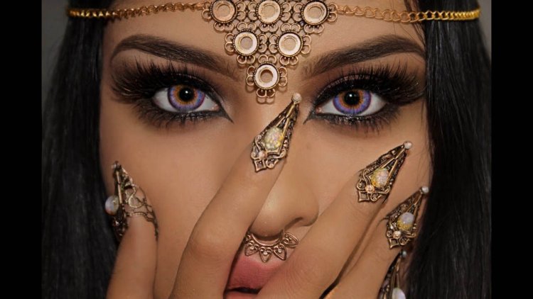 Arab makeup