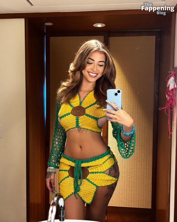 Selfies of women aged sports