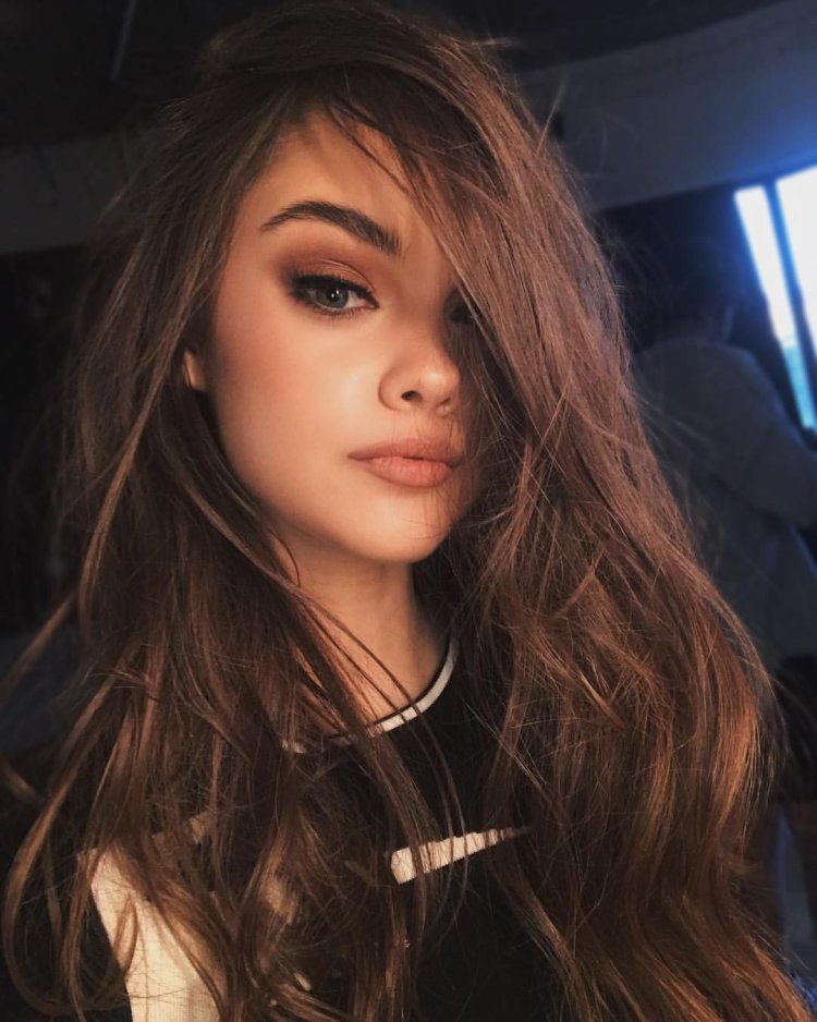 New selfies of girls