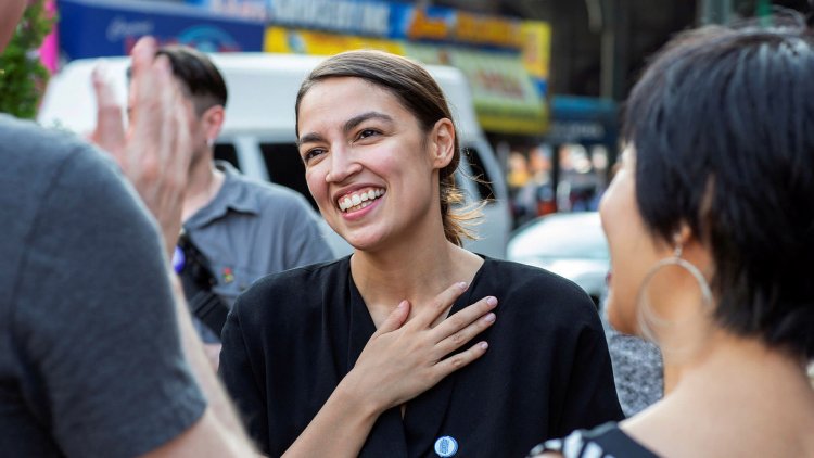 Economic Girlfriend Emerie