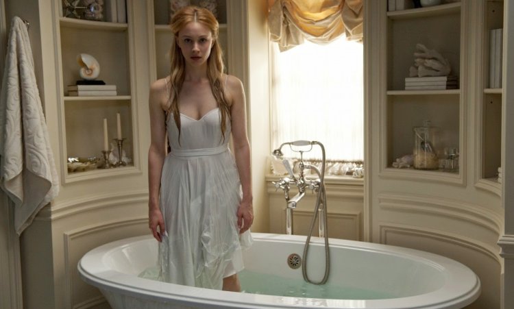 Sarah Gadon Star map