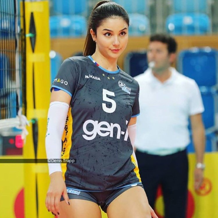 Japanese volleyball players ASS